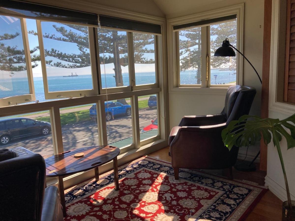 Beachfront Villa ネーピア エクステリア 写真